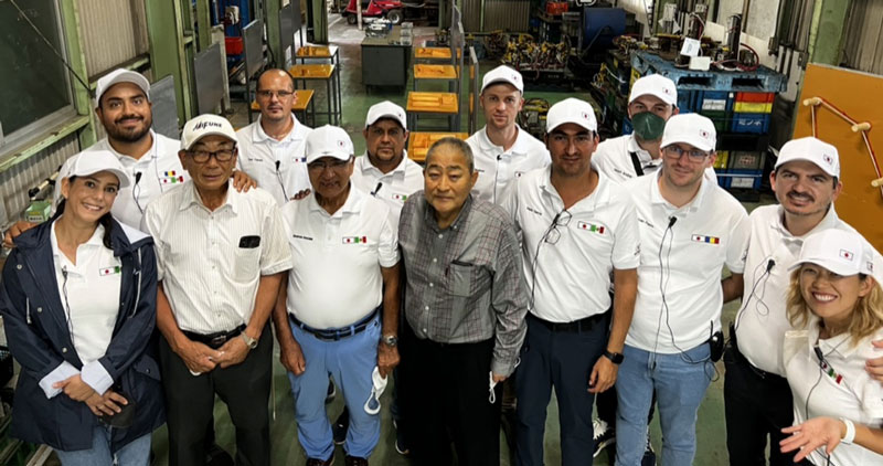Team 32 group photo in Japan